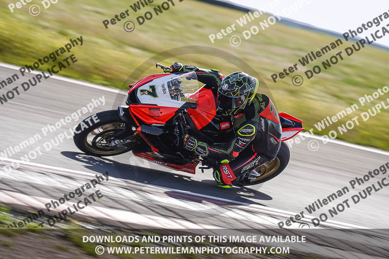 cadwell no limits trackday;cadwell park;cadwell park photographs;cadwell trackday photographs;enduro digital images;event digital images;eventdigitalimages;no limits trackdays;peter wileman photography;racing digital images;snetterton;snetterton no limits trackday;snetterton photographs;snetterton trackday photographs;trackday digital images;trackday photos